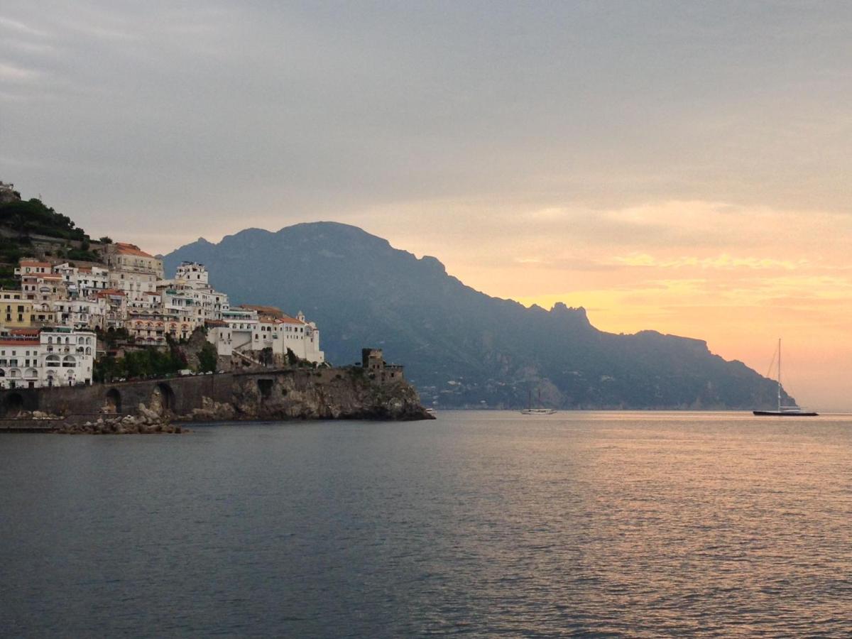 Casa Don Plinio Amalfi Center Apartment Bagian luar foto